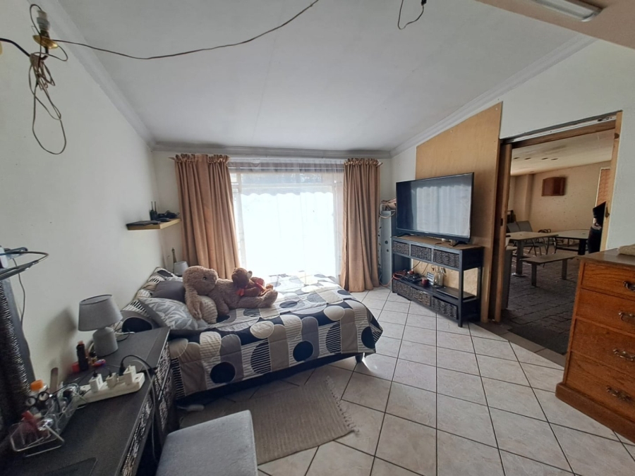 4 Bedroom Property for Sale in Sasolburg Ext 4 Free State